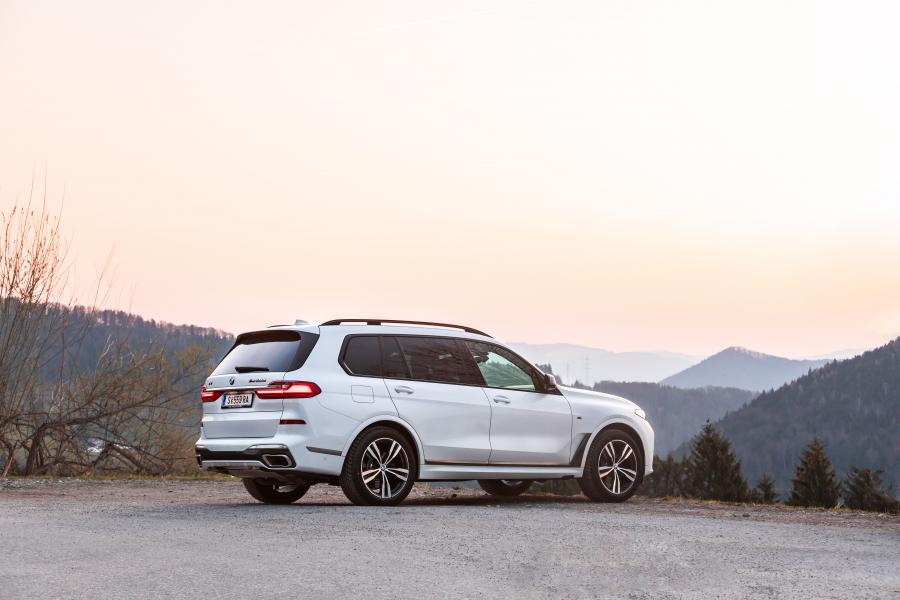 BMW X7 M50d (G07) 2019 года  (WW) (фото 5 из 41)